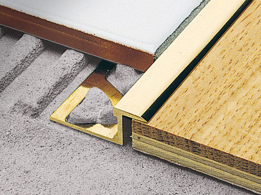 A tira de afiação de bronze luxuoso da decoração interior escovou a guarnição de bronze 10mm da telha