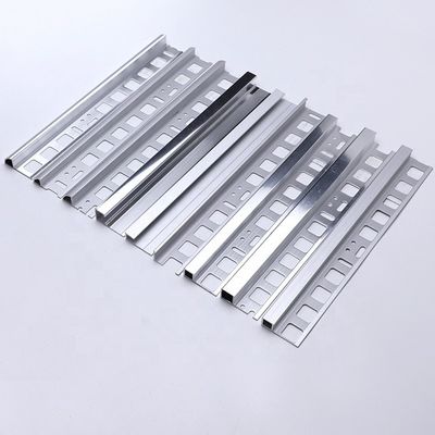 Metal de alumínio da guarnição da telha do logotipo 12mm do OEM flexível