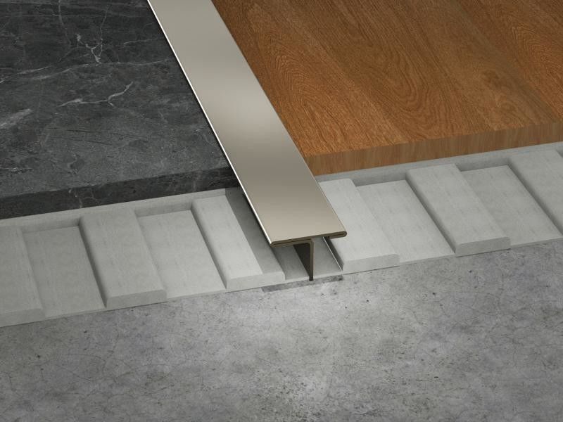 T deu forma às escadas exteriores altas de bronze da resistência de corrosão da guarnição 1.8m da telha