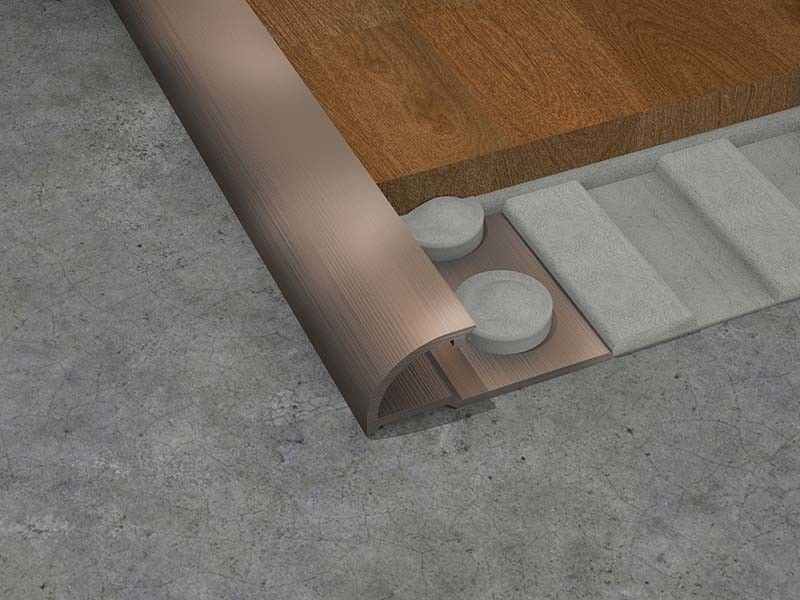Círculo de um quarto dentro da tira de terminação de aço inoxidável de canto da guarnição 1.8m da telha