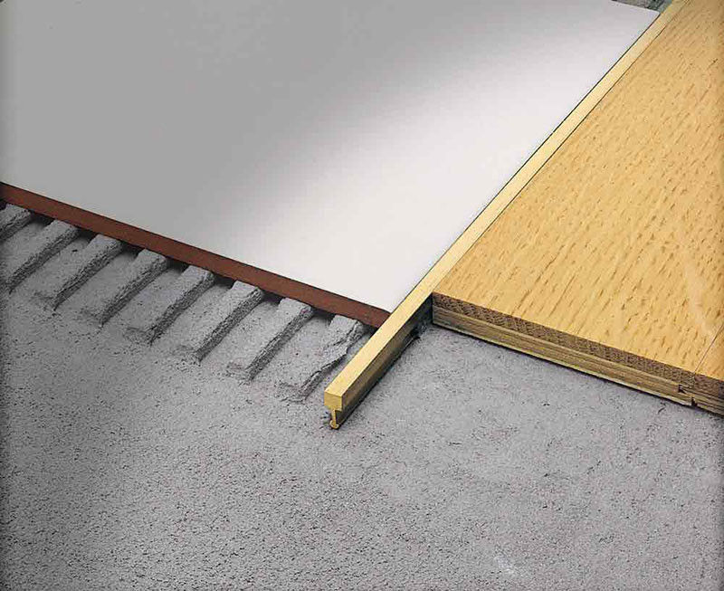 A tira de afiação de bronze luxuoso da decoração interior escovou a guarnição de bronze 10mm da telha