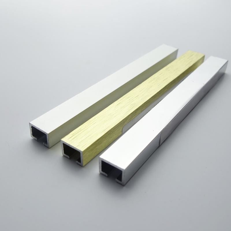 Ouro em forma de L de alumínio ISO9001 da escova da guarnição de 10MM
